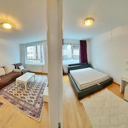 Apartman Bb דירה *